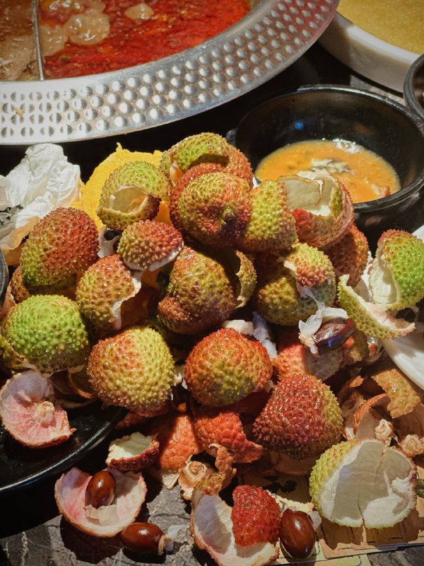 😋在一绪寿喜烧，荔枝吃爽了！最开始吃的牛New 寿喜烧，之前没有尝试过寿喜锅